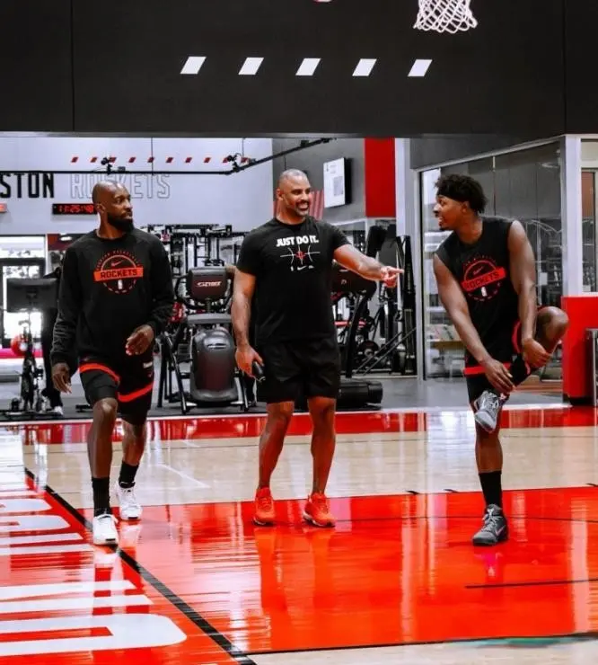 劳福德留在, 分钟里 劳福德留在, 分钟里