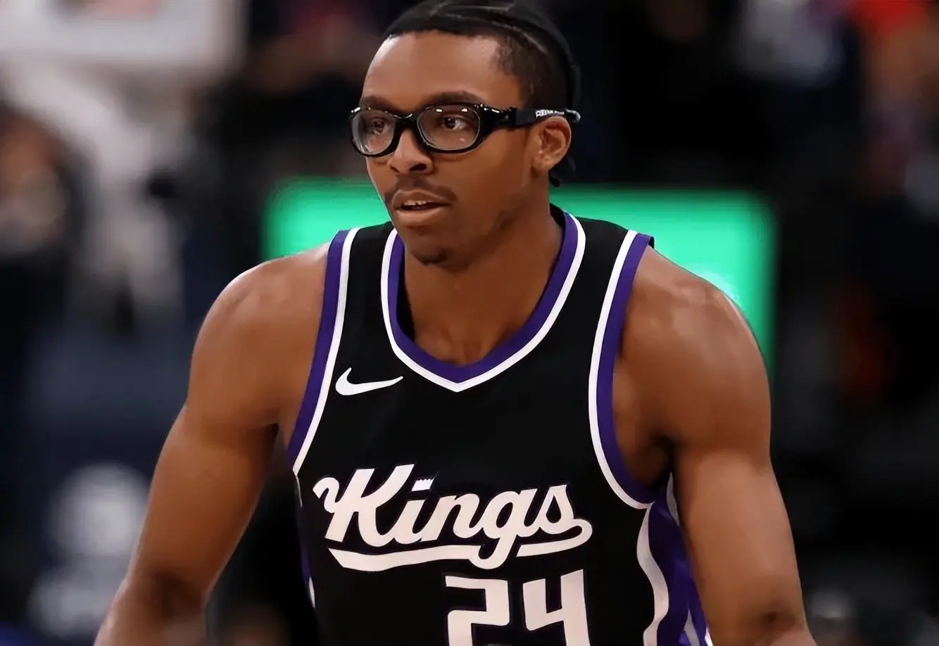 劳福德留在 劳福德留在